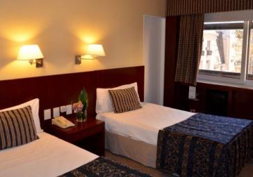 Quarto Triplo Standard