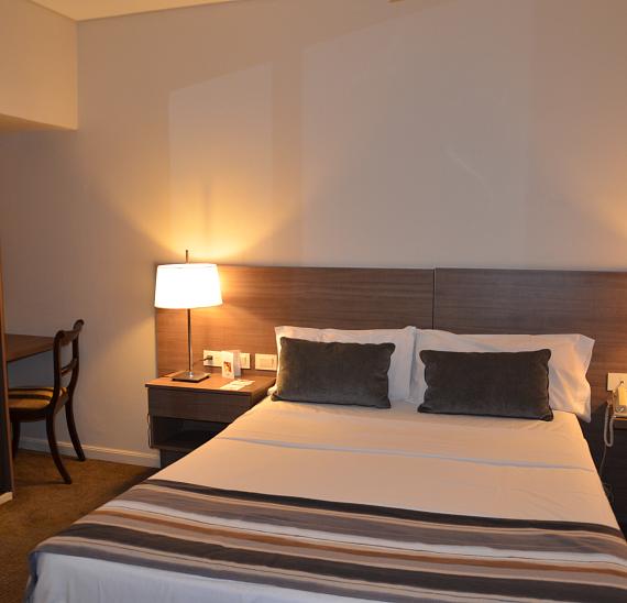 Quarto Duplo Standard